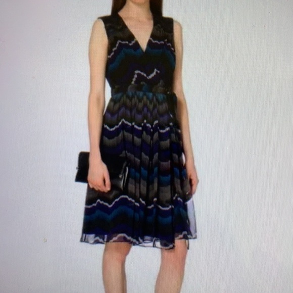 DVF Bali Silk Chiffon Wrap Dress 6 - Picture 1 of 15